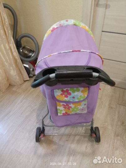 Прогулочная коляска