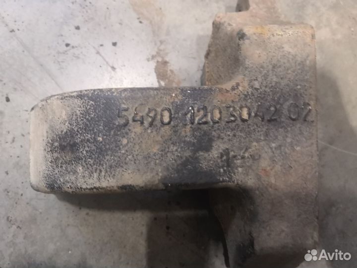 Кронштейн kamaz 5490