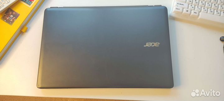 Ноутбук Acer Aspire E1-572G