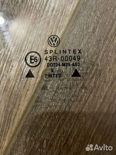 Стекло двери на volkswagen golf