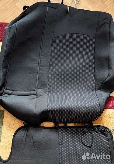 Чехлы на машину Nissan Tiida