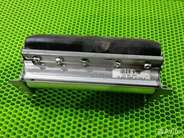 Подушка безопасности Mercedes benz w210