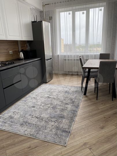 2-к. квартира, 57 м², 7/10 эт.
