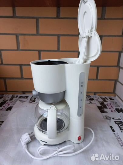 Кофеварка капельная электрическая