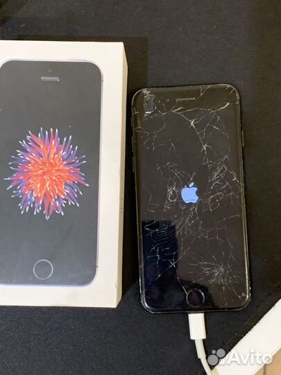 Телефон iPhone XR iPhone 7 iPhone SE