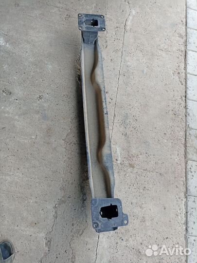 Усилитель заднего бампера VW Tiguan