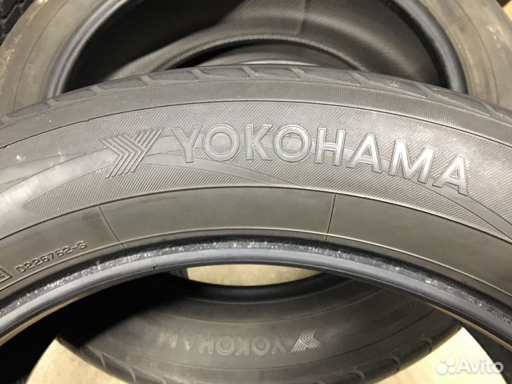Yokohama Advan Sport V103A 235/55 R20 102V
