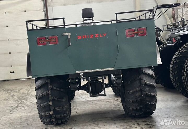 Вездеход переломка Grizzly (Снегоболотоход)