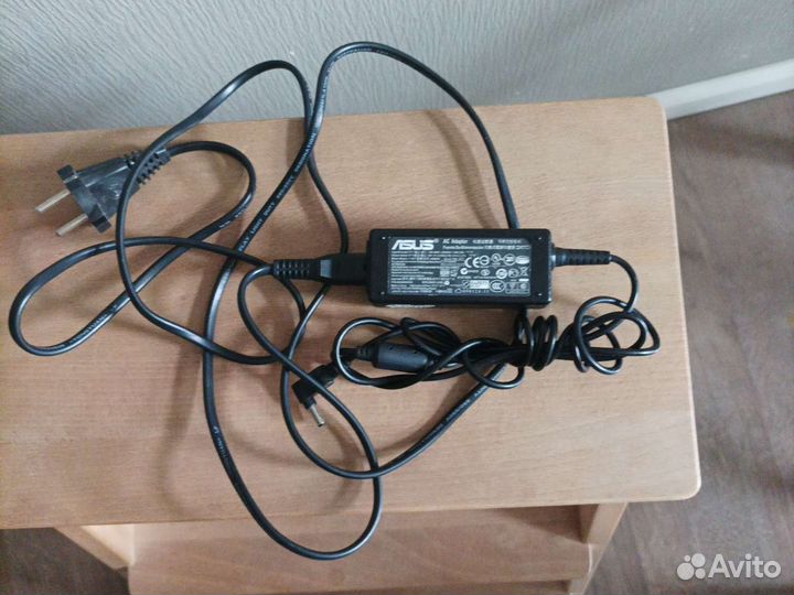 Блок питания для нетбука