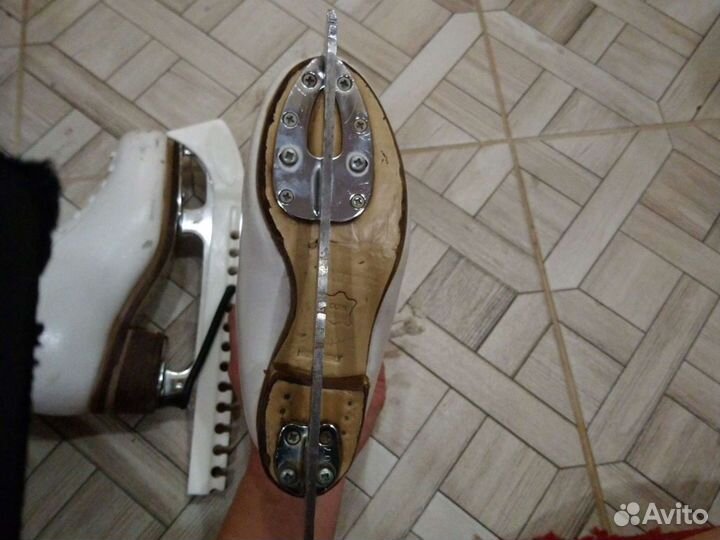 Коньки для фигурного катания проф Risport