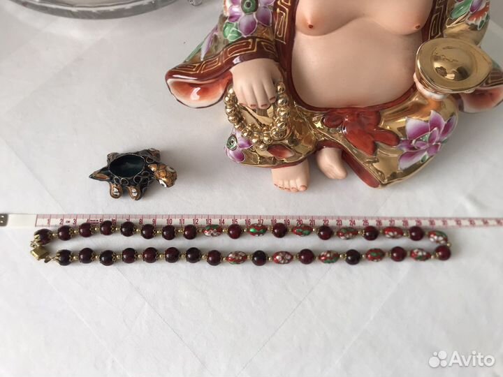 Клуазоне фигурка и бусы