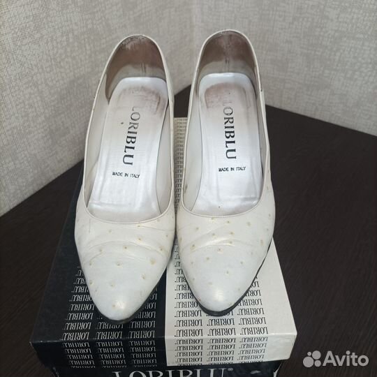 Туфли из натуральной страусиной кожи Loriblu