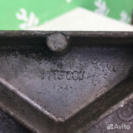 Кронштейн генератора бмв Е30