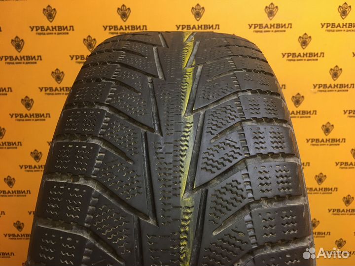 Hankook Winter I'Cept iZ 2 W616 215/55 R17 98T