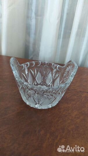 Хрустальная ваза