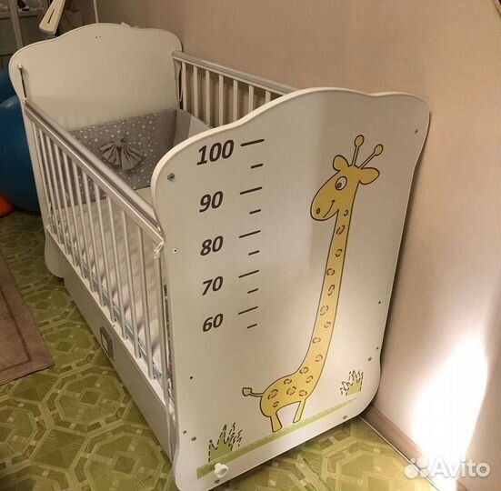 Детская кровать с маятником(плюс матрас)