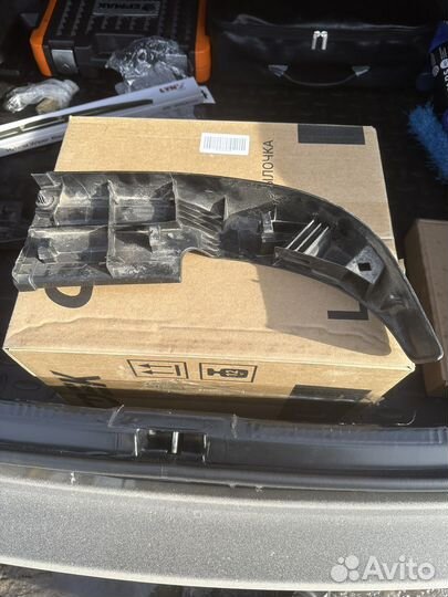 Накладка на задний бампер тойота хайлюкс