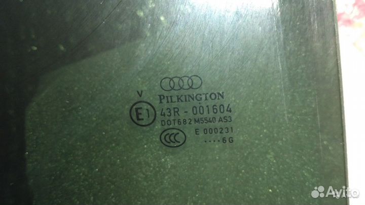 Стекло правое заднее Audi Q7