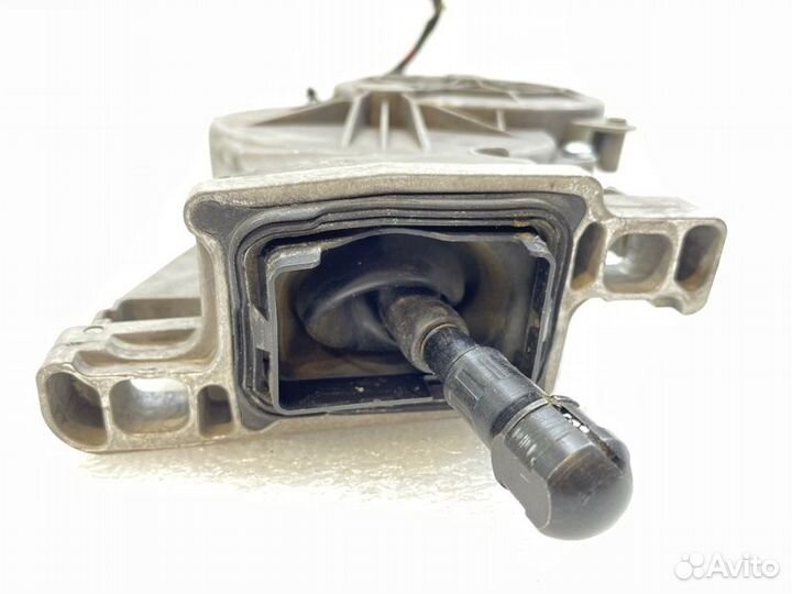 Привод крышки багажника Mercedes-Benz Glc X253