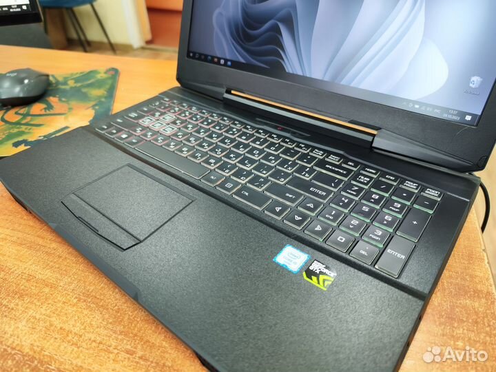 Игровой ноут 15.6