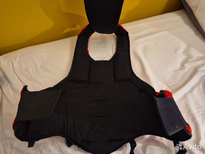 Жилет для занятий По арб