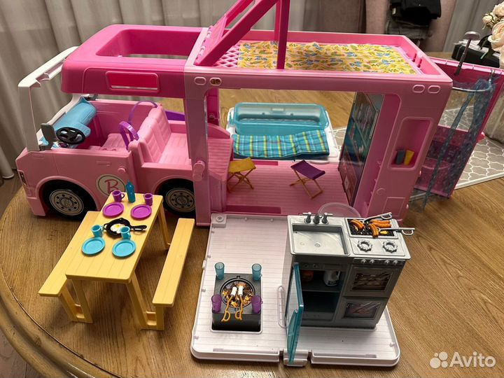 Дом на колесах Mattel Barbie