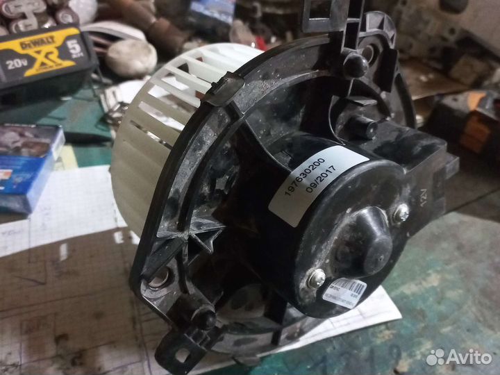 Мотор вентилятора для печки