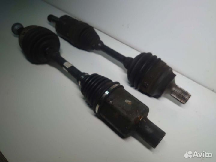 Привод передний левый правый Mercedes Benz