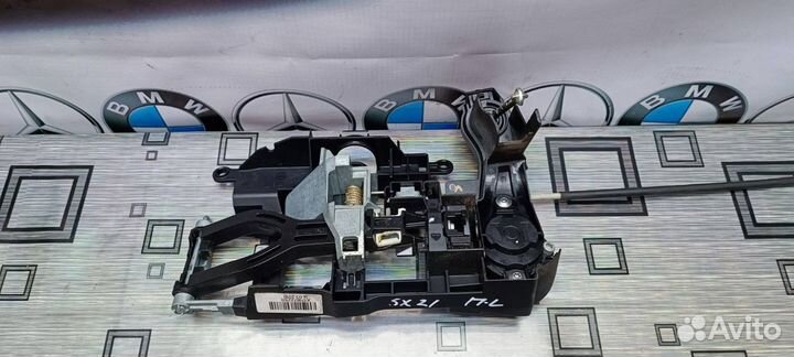 Водительский кронштейн ручки двери BMW F07, F01