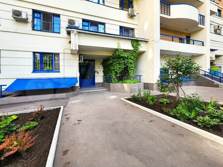 3-к. квартира, 93 м², 14/25 эт.