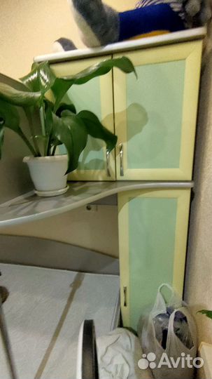 Кровать двухьярусная, шкаф, стол, детская