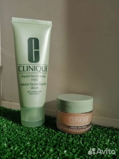 Косметика Clinique moisture surge