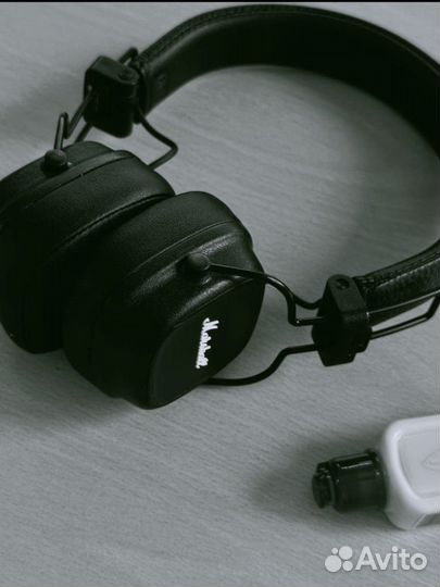 Наушники Marshalll