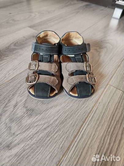 Сандалии котофей 27