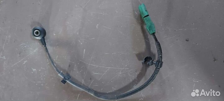 Датчик детонации на Volkswagen Passat B6