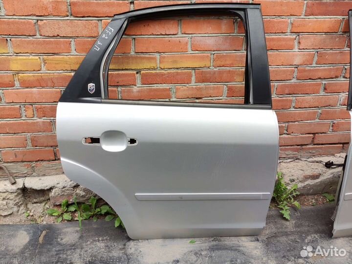 Двери задняя правая ford focus 2