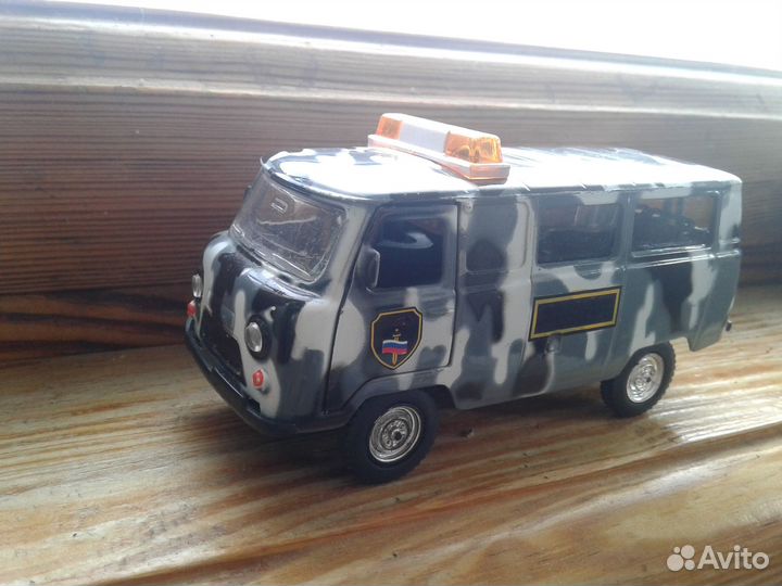 Уазик буханка