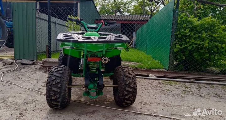Квадроцикл бензиновый