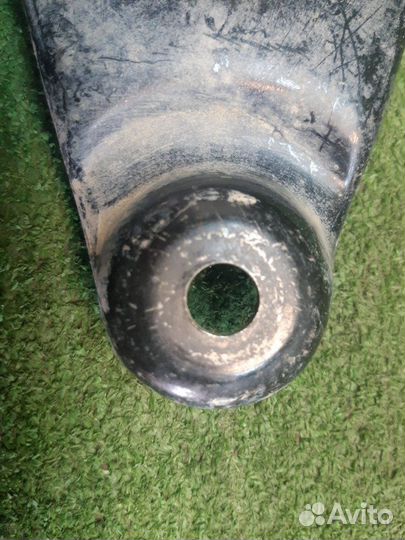 Кронштейн передней балки Opel Astra G 2005