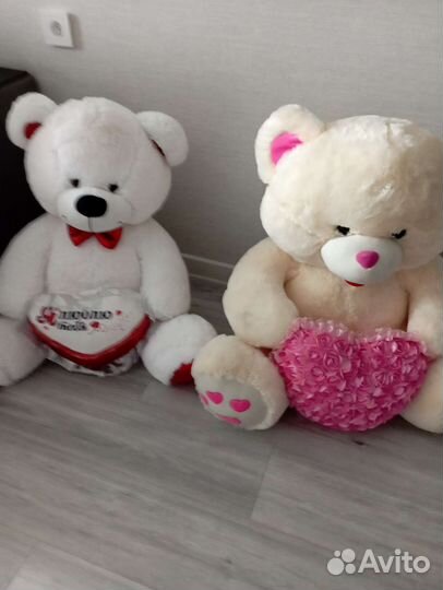 Большие плюшевые медведи