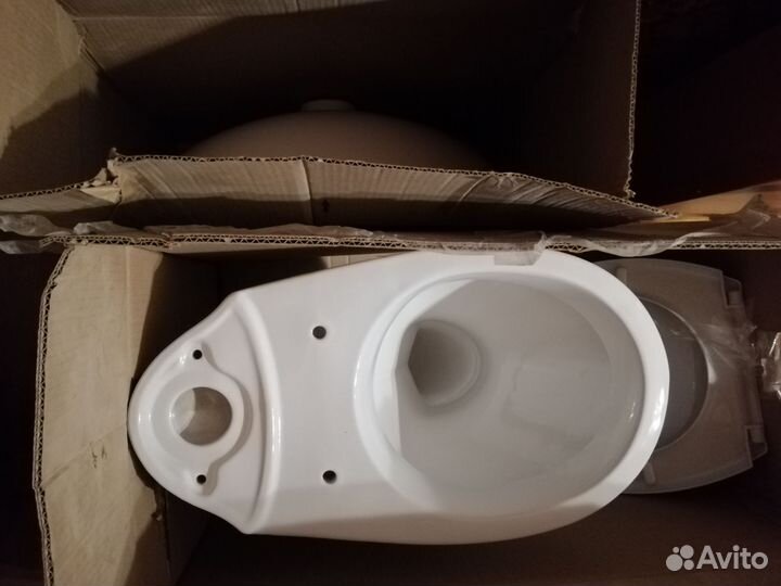 Унитаз новый