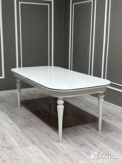 Стол в гостиную \ оплата при получении