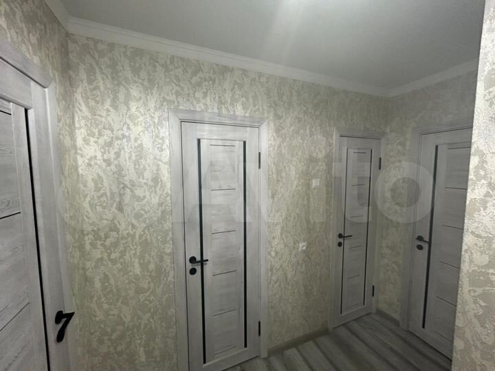 3-к. квартира, 63,3 м², 1/9 эт.