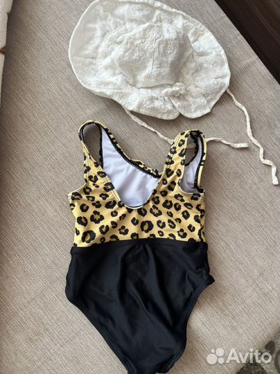 Продам детский купальник и шляпку на лето