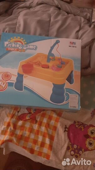 Игрушка стол доя рыбалки +песочница