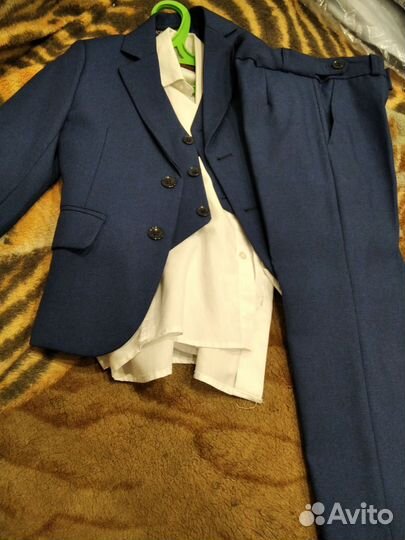 Брючный костюм