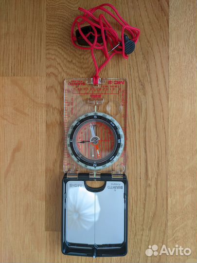 Профессиональный зеркальный компас suunto MC-2G