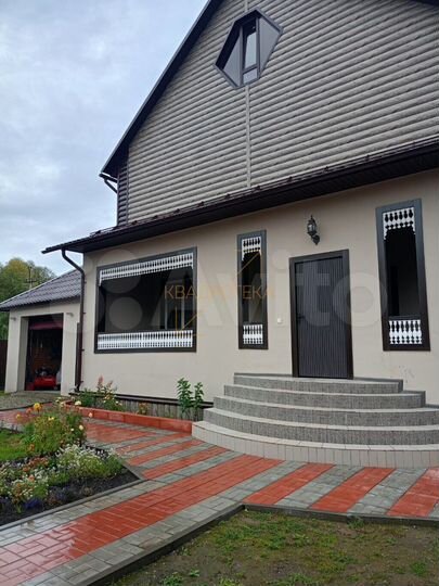 Дом 220 м² на участке 10 сот.