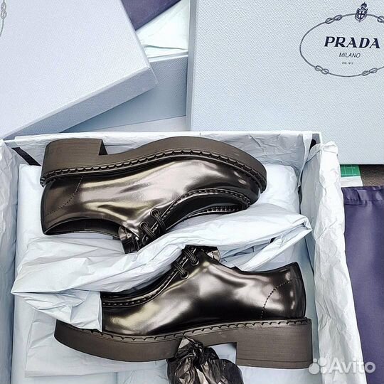 Дерби женские prada
