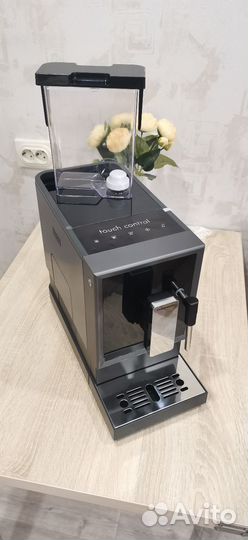 Кофемашина Thomson CF20M01